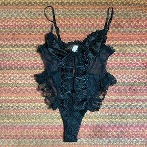 VINTAGE SEXY BLACK LACE TIE FRONT RUFFLE TRIM BODYSUIT
